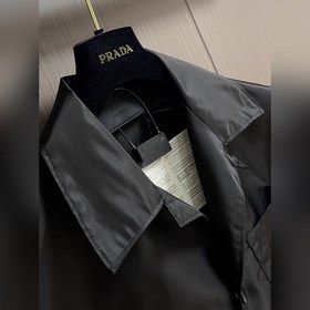 Рубашка с короткими рукавамиз переработанного нейлона PRADA изгот