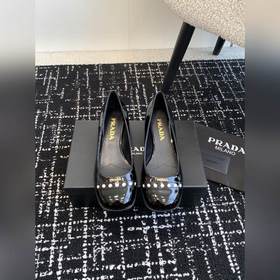 Prada 25ss Ранневесенняя новинка Классические туфли-лодочки с кру