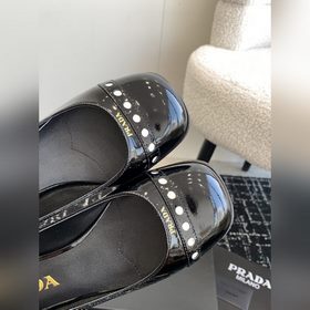 Prada 25ss Ранневесенняя новинка Классические туфли-лодочки с кру
