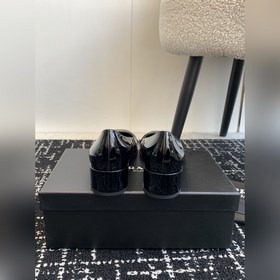 Prada 25ss Ранневесенняя новинка Классические туфли-лодочки с кру