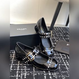 Покупка по доверенности Prada 25ss Ранневесенняя новинка Классич