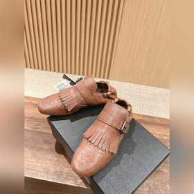 Ретро туфли с бахромой от Prada Популярная модель! Модель с подиу