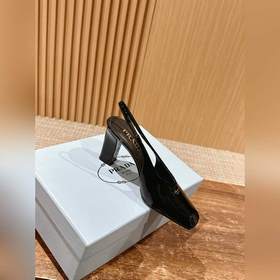 Prada весна-лето новые лакированные туфли на каблуке Оригинальная