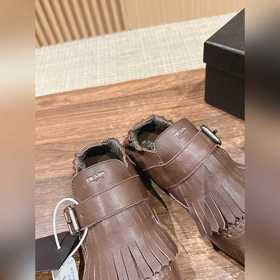 Ретро туфли с бахромой от Prada Популярная модель! Модель с подиу
