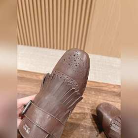 Ретро туфли с бахромой от Prada Популярная модель! Модель с подиу