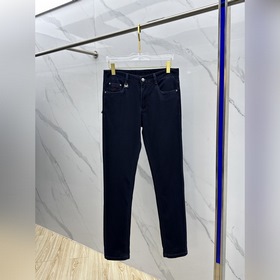 PRADA Пrada Высококачественная индивидуальная одежда, новейшая мо