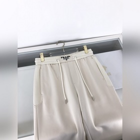 Prada. Редкие модные брюки Prada весна-лето 2025, которые сразу п