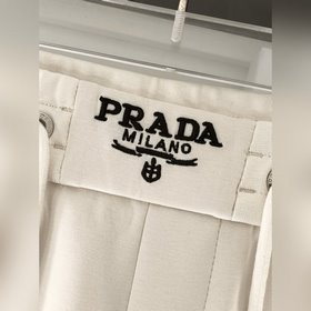 Prada. Редкие модные брюки Prada весна-лето 2025, которые сразу п