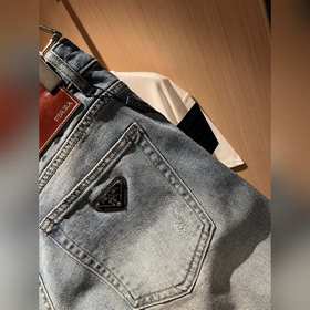 PRA*DA Prada весна-лето 2025, новые модели в продаже! Джинсы высо