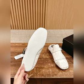 Prada Подиумная модель ретро туфли с бахромой, с ремешком и полуо