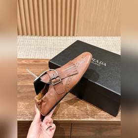 Prada Подиумная модель ретро туфли с бахромой, с ремешком и полуо