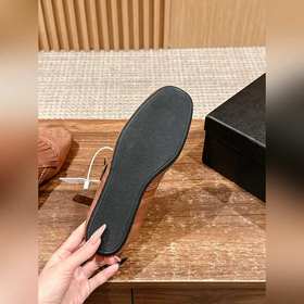 Prada Подиумная модель ретро туфли с бахромой, с ремешком и полуо