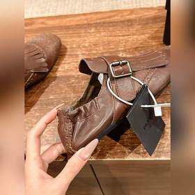 Prada Подиумная модель ретро туфли с бахромой, с ремешком и полуо