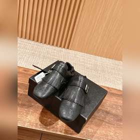 Prada Подиумная модель ретро туфли с бахромой, с ремешком и полуо