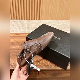 Prada Подиумная модель ретро туфли с бахромой, с ремешком и полуо