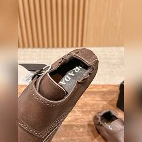 Prada Подиумная модель ретро туфли с бахромой, с ремешком и полуо