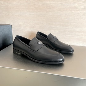 Prada Новая серия мужских кожаных лофей Saffiano Импортная теляч