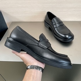 Код： YS004455 Prada Новые мужские лоферы с одним ремешком в налич
