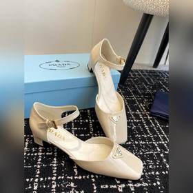 Услуги покупке товаров  PRADA 25ss Весна-Лето Новая модель Туфли