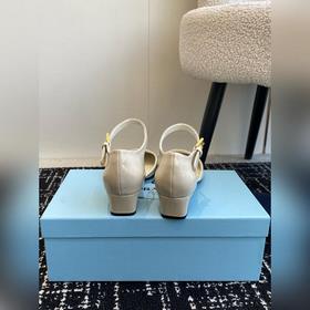 Услуги покупке товаров  PRADA 25ss Весна-Лето Новая модель Туфли