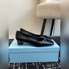 Услуги покупке товаров  PRADA 25ss Весна-Лето Новая модель Туфли