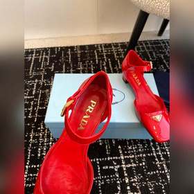 Услуги покупке товаров  PRADA 25ss Весна-Лето Новая модель Туфли