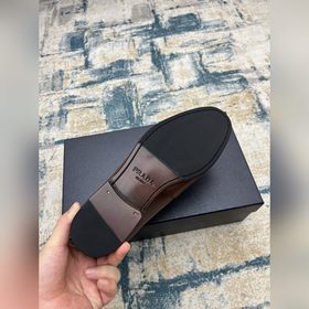 PRADA ~ Размер： 38-45 Новые высококачественные мужские кожаные т