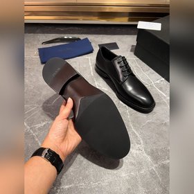 Мужские кожаные туфли PRADA, импортный товар, материал： кожа высш
