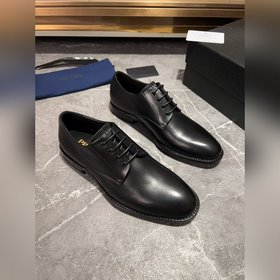 Мужские кожаные туфли PRADA, импортный товар, материал： кожа высш