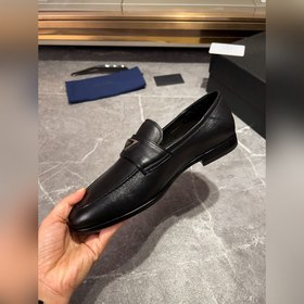 Мужские кожаные туфли PRADA, импортный товар, материал： кожа высш