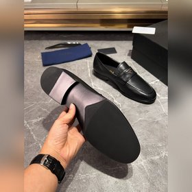 Мужские кожаные туфли PRADA, импортный товар, материал： кожа высш