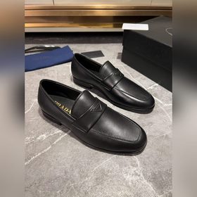 Мужские кожаные туфли PRADA, импортный товар, материал： кожа высш