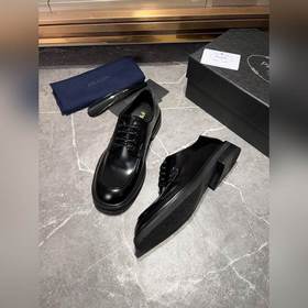 Мужские кожаные туфли PRADA, импортный товар, материал： кожа деся