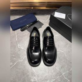 Мужские кожаные туфли PRADA, импортный товар, материал： кожа деся