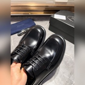 Мужские кожаные туфли PRADA, импортный товар, материал： кожа деся
