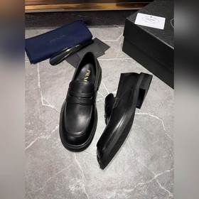 Мужские кожаные туфли PRADA, импортный товар, материал： кожа деся