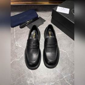 Мужские кожаные туфли PRADA, импортный товар, материал： кожа деся