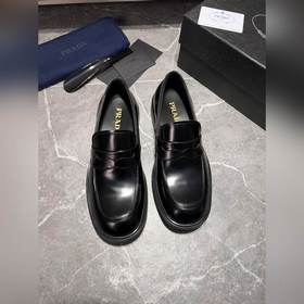 Мужские кожаные туфли PRADA, импортный товар, материал： кожа деся