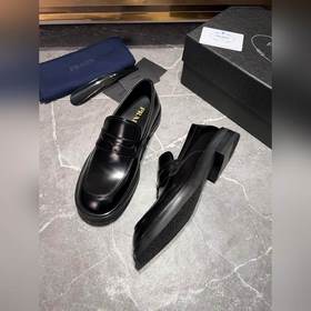 Мужские кожаные туфли PRADA, импортный товар, материал： кожа деся