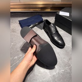 Мужские кожаные туфли PRADA, импортный товар, материал： кожа высш