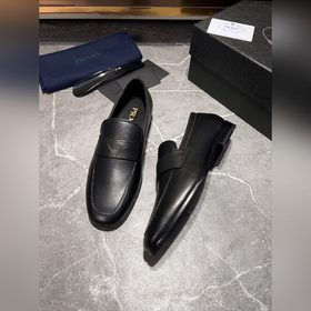 Мужские кожаные туфли PRADA, импортный товар, материал： кожа высш