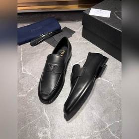 Мужские кожаные туфли PRADA, импортный товар, материал： кожа высш