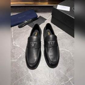 Мужские кожаные туфли PRADA, импортный товар, материал： кожа высш