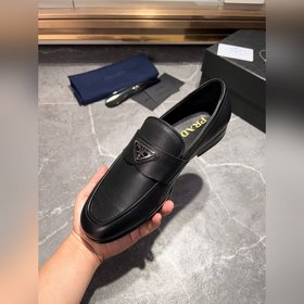 Мужские кожаные туфли PRADA, импортный товар, материал： кожа высш