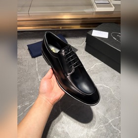 Мужские кожаные туфли PRADA, импортный товар, материал： кожа высш