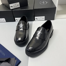 PRADA Лоферы ① Мужские лоферы новой модели, итальянская кожа с от