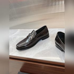 Prada – высококачественные мужские кожаные туфли для повседневной