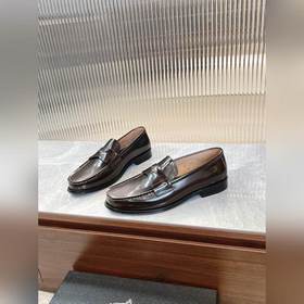 Prada – высококачественные мужские кожаные туфли для повседневной