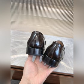 Prada – высококачественные мужские кожаные туфли для повседневной