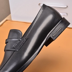 Prada 【PRADA】 Высочайшее мастерство, полностью ручная работа, кож